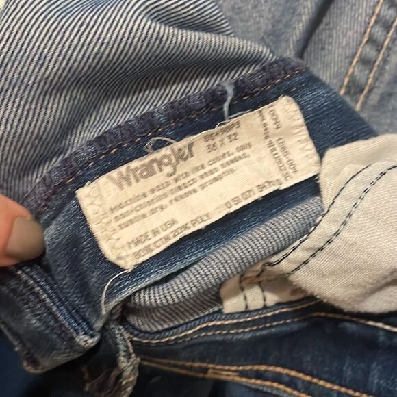 Wrangler men’s straight leg stretch jean 36x29 - Picture 2 of 8